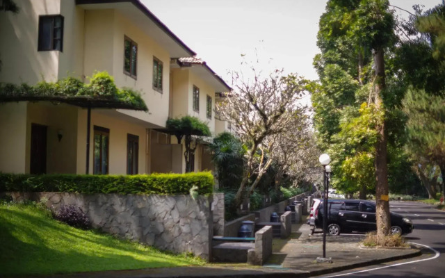 Puri Setiabudhi Residence