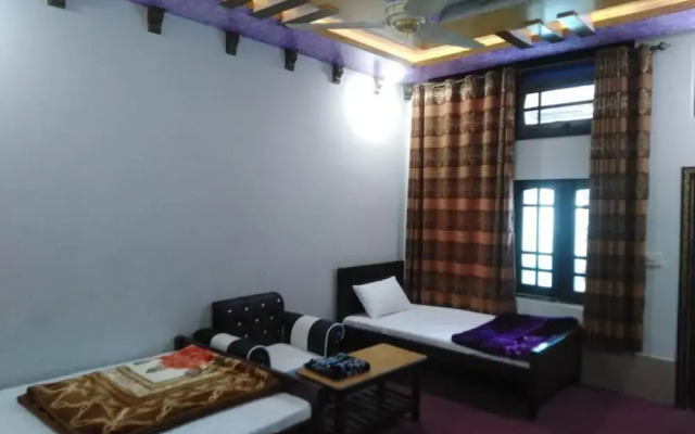 Royal City Hotel & Restaurant