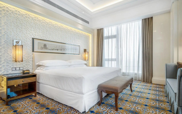 Sheraton Grand Wuhan Hankou Hotel