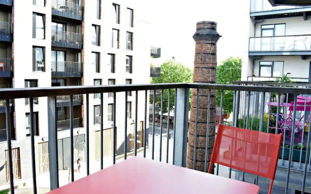 Modern 2 Bedroom Apartment Next To Olympic Park