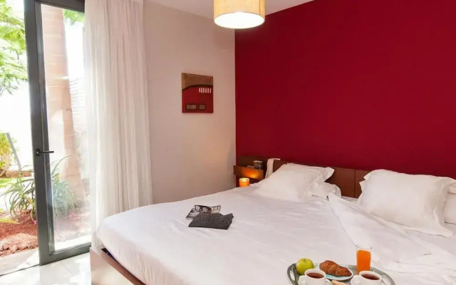 Bungalow With Communal Pool in Playa del Ingles
