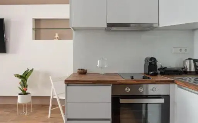 Downtown Luxury Apartment #2