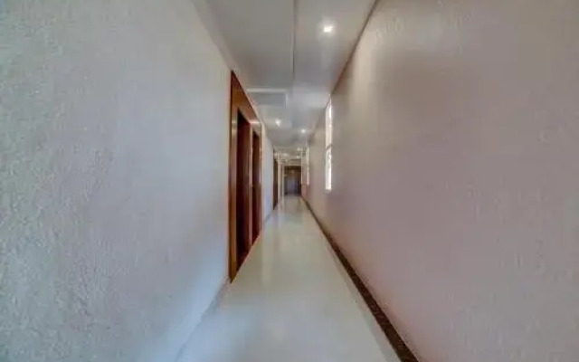 OYO 1647 Hotel Regent