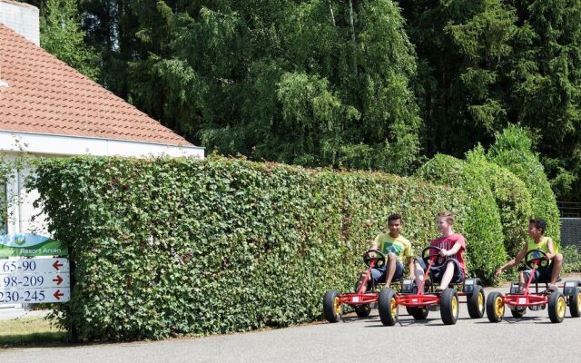 Comfortable Villa with Combi-Microwave in Green Surroundings