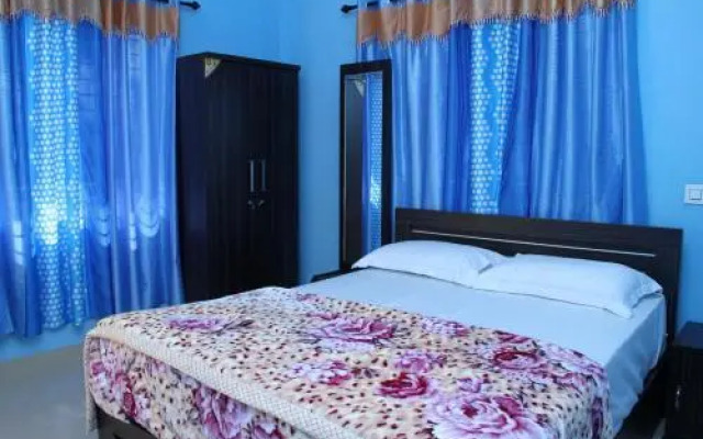 Aathishaya Holiday Inn