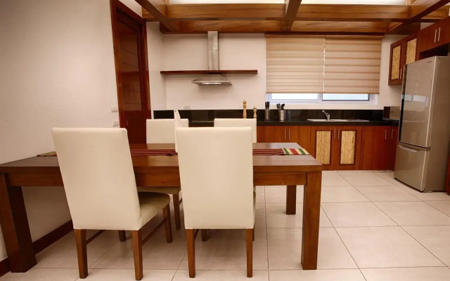 Vida Homes Condo Resort