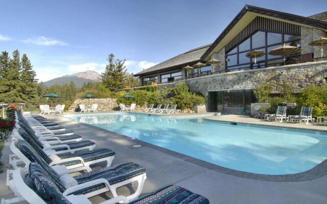 Fairmont Jasper Park Lodge