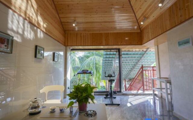 Xishuangbanna Jinghong Danrui Lanzhu Light Luxury Homestay