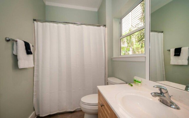 Beach Pointe 203 by Destin Getaways