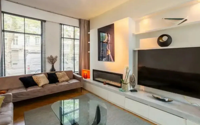 Villa Anvers 4 BDR Parking