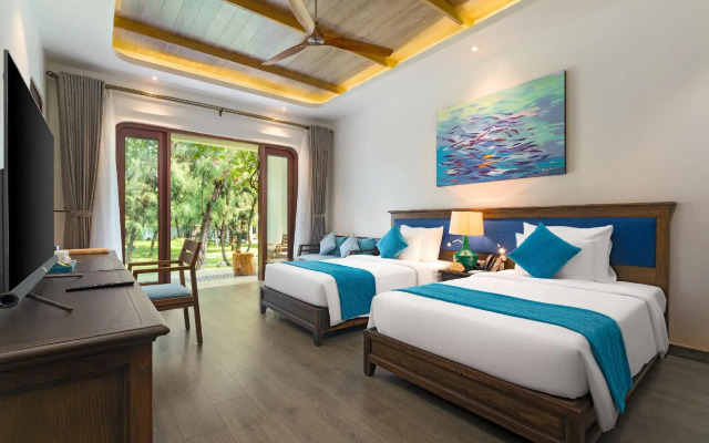 Stelia Beach Resort