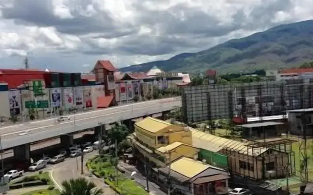 The Airport Greenery Hotel