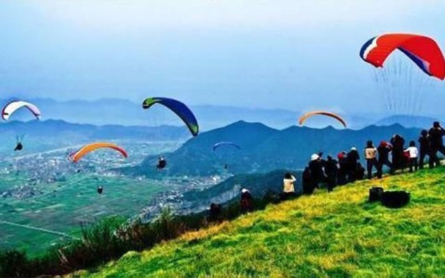 Longmen Impression Hotel