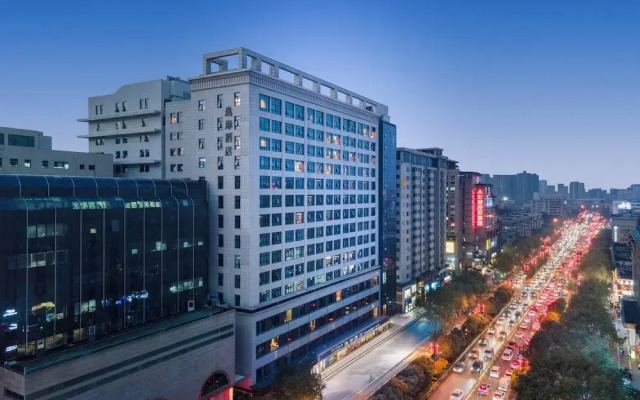 UrCove by Hyatt Xian Bell Tower