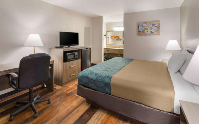 Econo Lodge Hendersonville