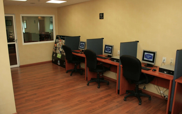 Hampton Inn by Hilton Guadalajara-Aeropuerto