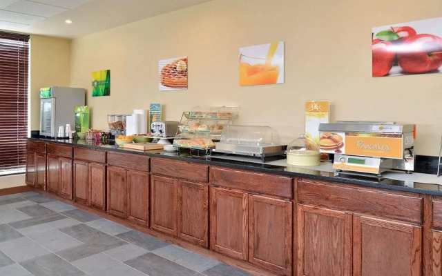 Four Points by Sheraton Oklahoma City Airport