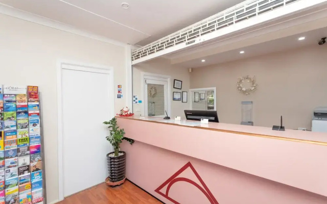 Engadine Motor Inn