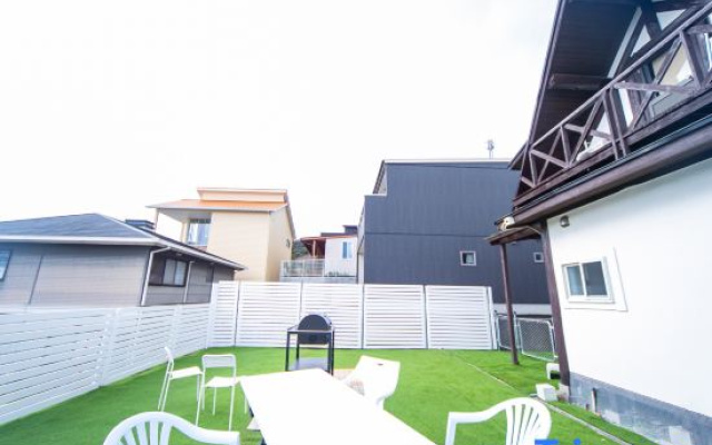 Awaji Seaside Log House