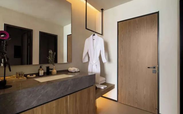 Moya Hotel - Qingdao Laoshan Scenic Area