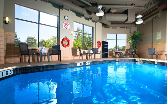 Holiday Inn Hotel & Suites Mississauga by IHG
