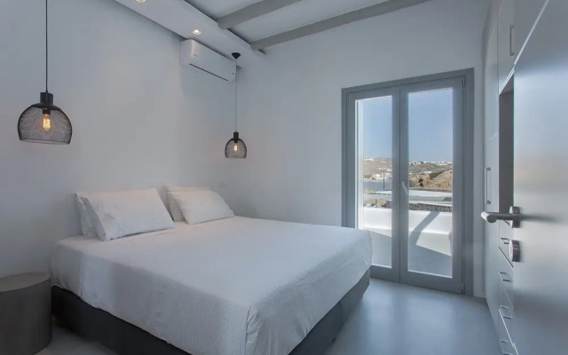Villa Sapphire 6BR Hot Tub & Pool Ornos