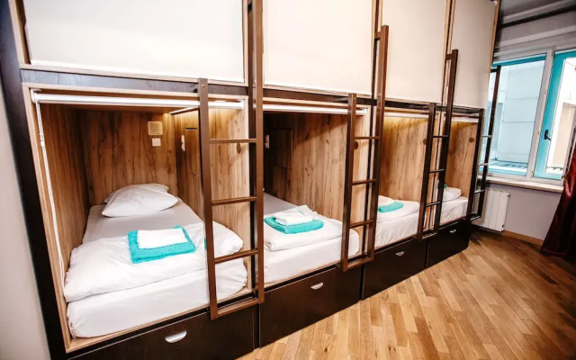 O2 Capsule Hotel