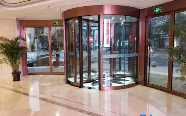 Hongluyuan Ningjiang Grand Hotel