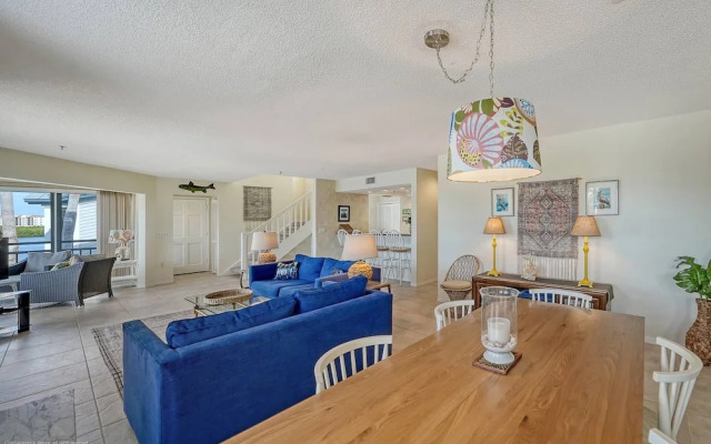 Siesta Bayside With Bay/dock Views