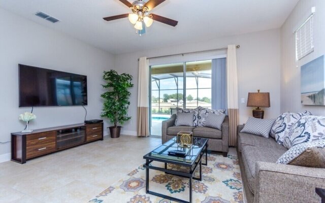 5-Bedroom Villa in Davenport 5298WW