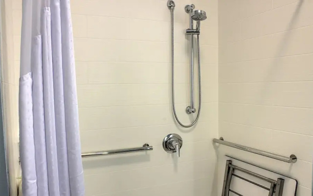 Holiday Inn Express & Suites Spencer, an IHG Hotel