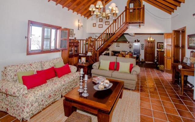 casa los veroles lanzarote