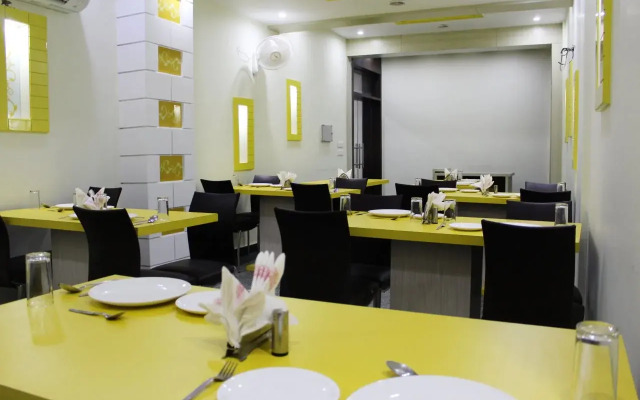 Oyo Rooms Yamuna Kinara Road