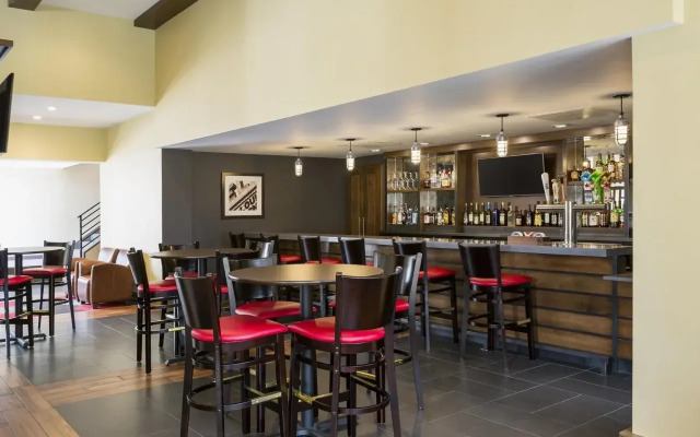 Four Points by Sheraton Buffalo Grove
