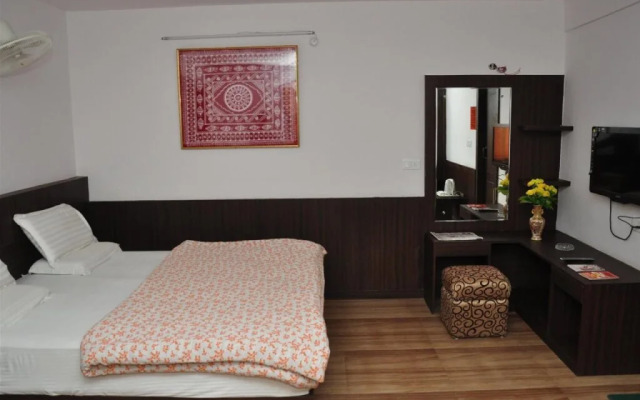 Travellers Paradise Nainital