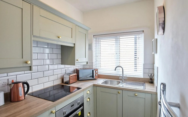 Host Stay Cobblestones