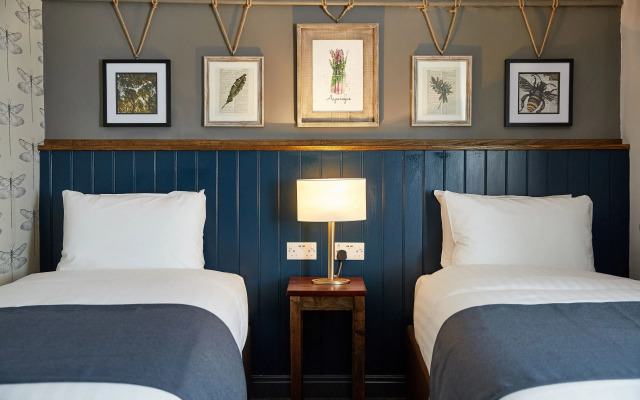 Kings Head Masham by Greene King Inns