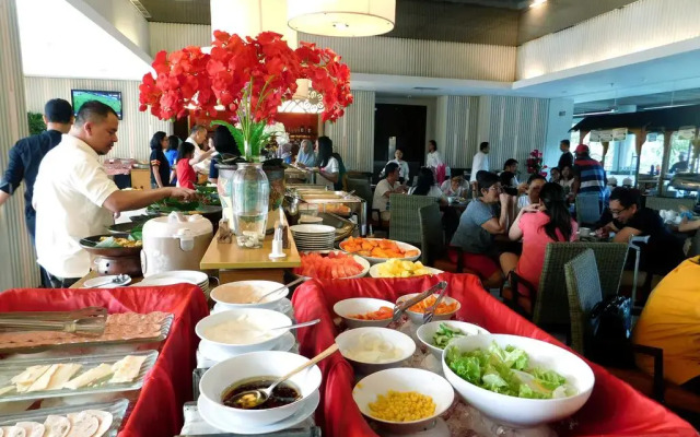 Soll Marina Hotel & Conference Center Bangka