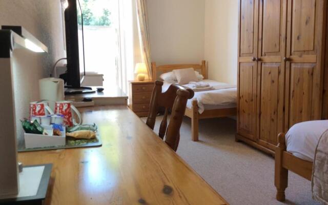 Cavell House Bed and Breakfast