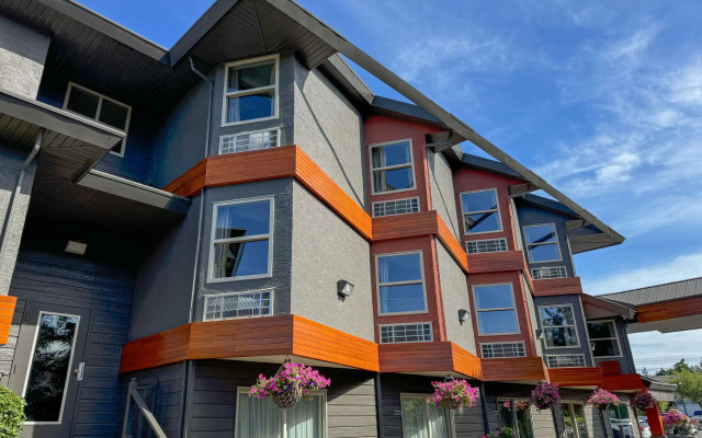Coast Parksville Hotel