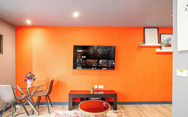 Bright and Spacious Studio in Sheffield Centre