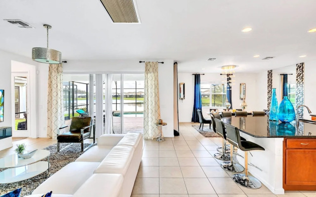 Waterfront Pet-friendly Home w Pool-spa-games-bbq