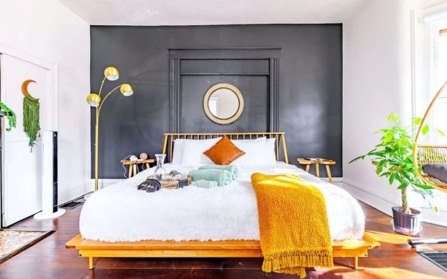 Prime Location Clean Top Rated Free Parking