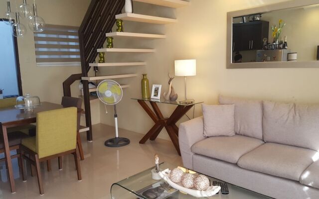 2 Bedroom Villa by AP at Tagaytay Hampton Villa