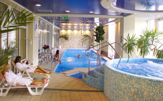 Pannonia Hotel