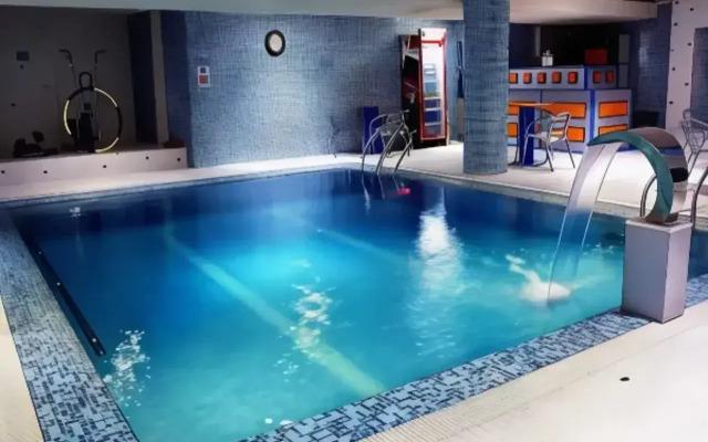 Safir Isfahan Hotel