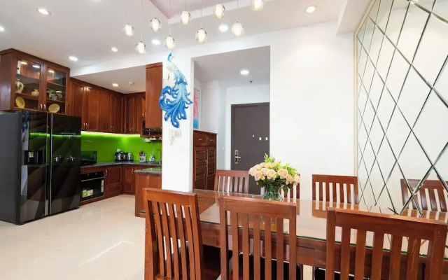Gin House - Golden Mansion APT Phu Nhuan