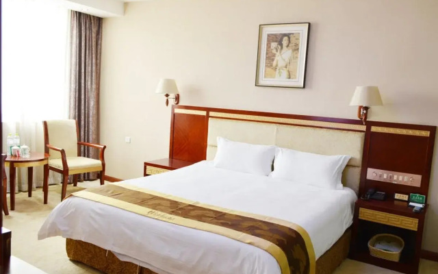 Greentree Alliance Hezhou Babu District Lingfeng Square Hotel