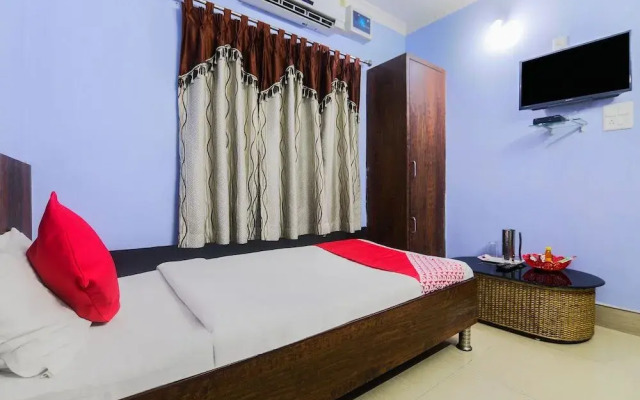 OYO 27675 Hotel Am Palace