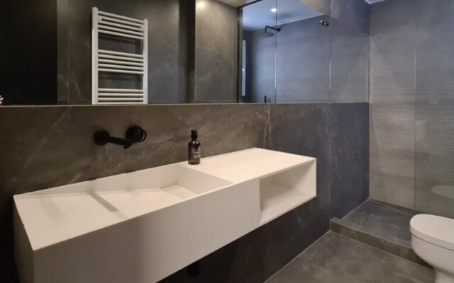 Luxury Kolonaki 3 BR City Apartment